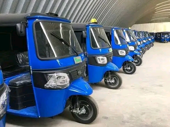 Another tuktuk